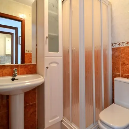 In Lescala With Swimming Pool Villa