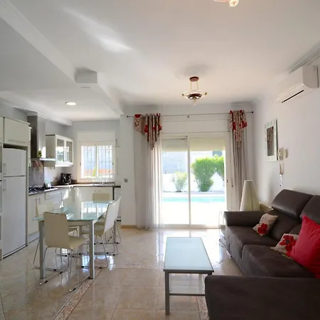 Villa In Lescala With Swimming Pool L'Escala